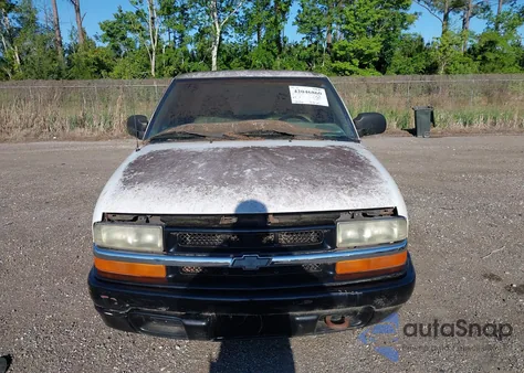 2003 Chevrolet S-10 из США, поврежденный, VIN 1GCCS19H238271038